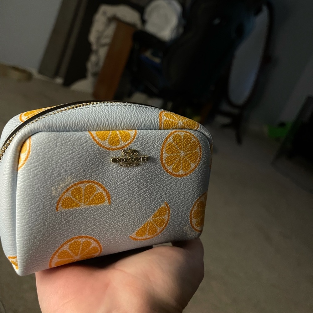 COACH HANDHELD WALLET
